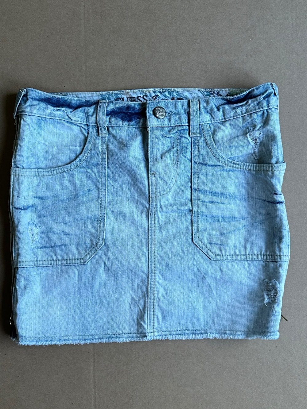 Vintage GUESS Light Wash Distressed Denim Raw Hem Mini Skirt Size 27 (Small)